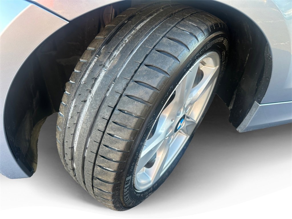 Used 2013 BMW 128i Convertible image 9