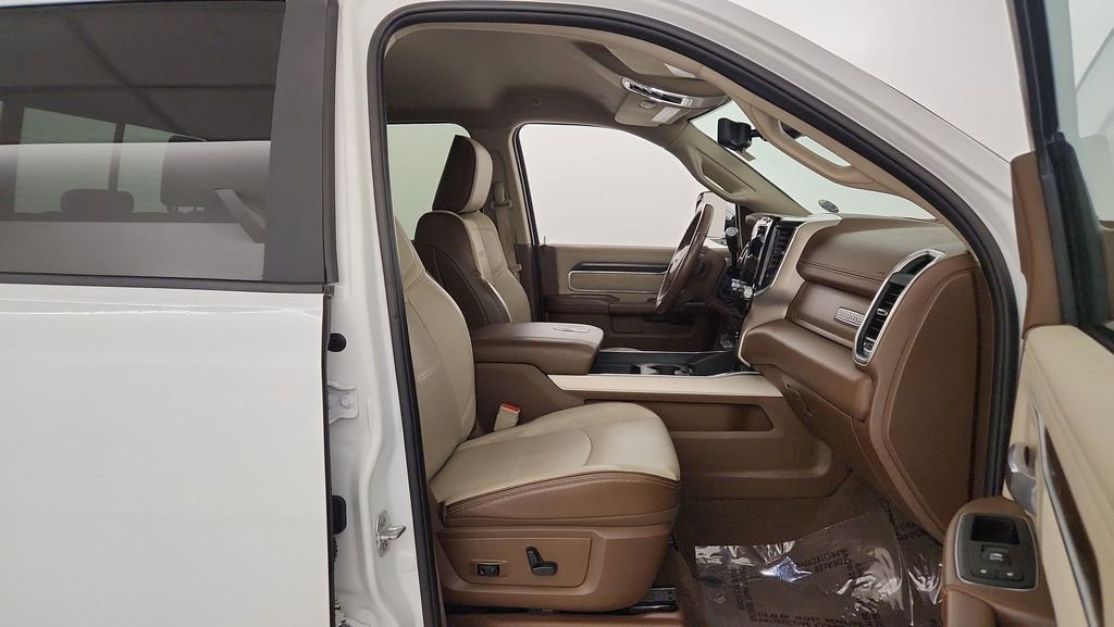 Used 2022 RAM 3500 Laramie w/ Safety Group B image 34