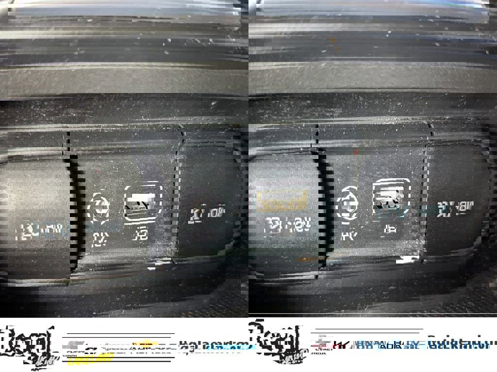 Used 2018 Kia Optima LX w/ 17" Alloy Wheels Package image 21