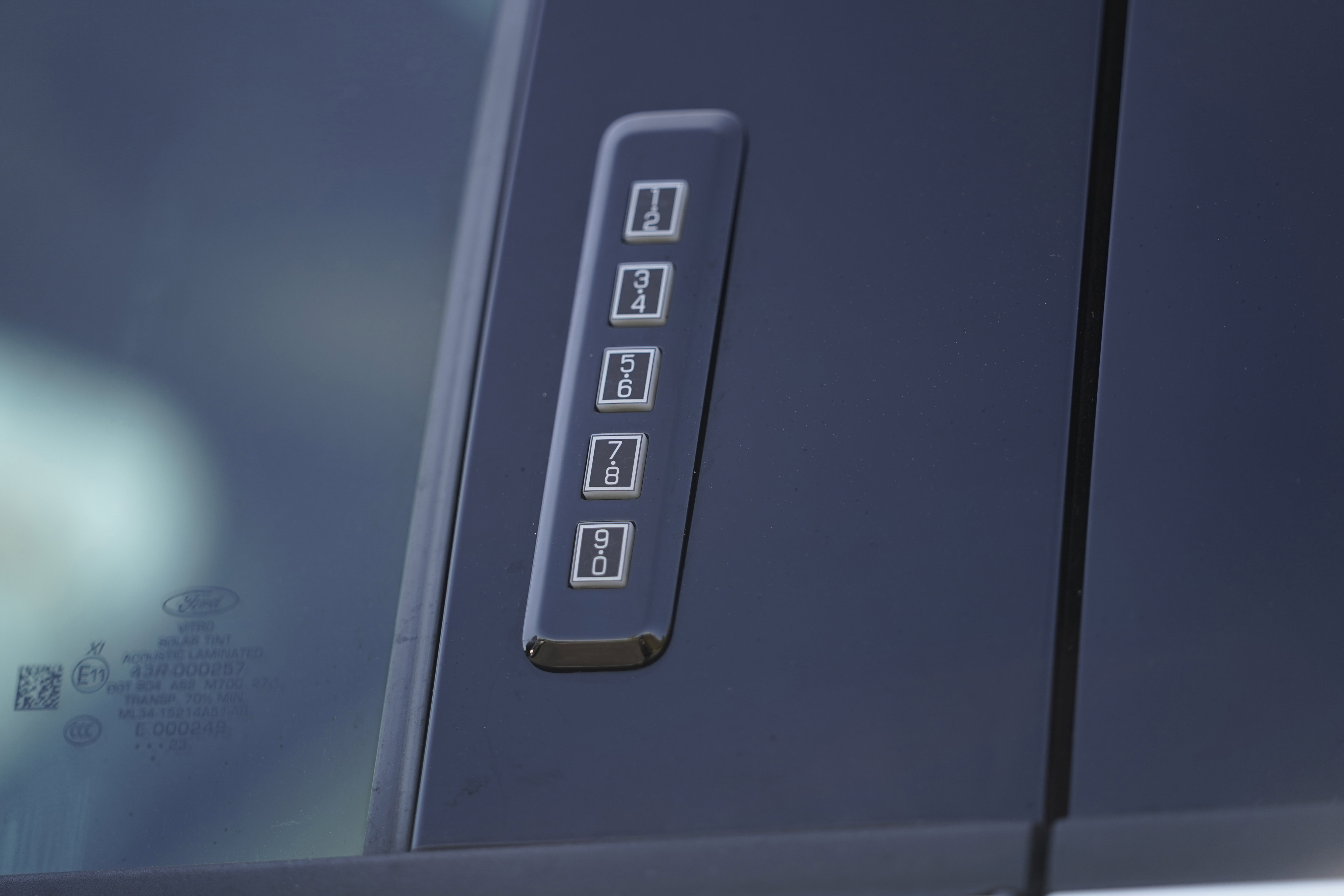 Used 2023 Ford F250 Lariat w/ Lariat Ultimate Package image 50