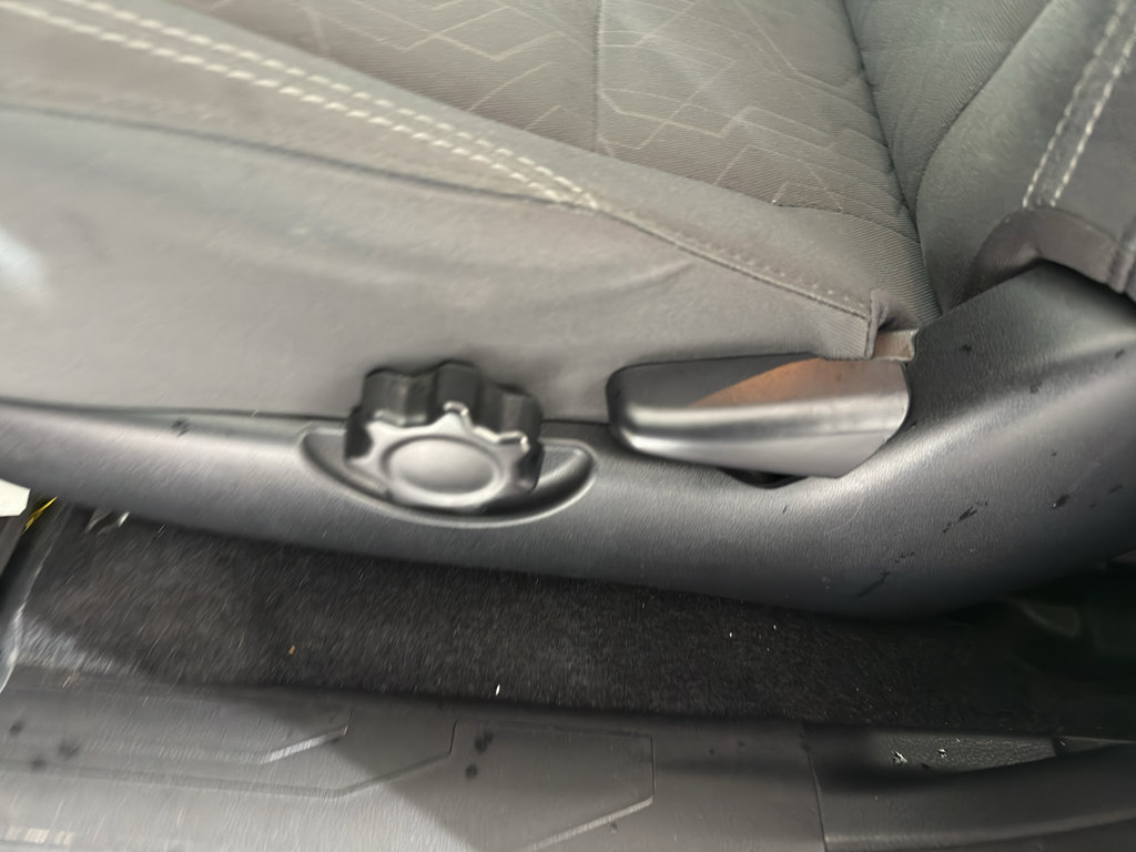 Used 2019 Toyota Tacoma TRD Off-Road image 16