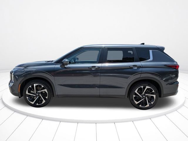Used 2024 Mitsubishi Outlander SE FWD image 7