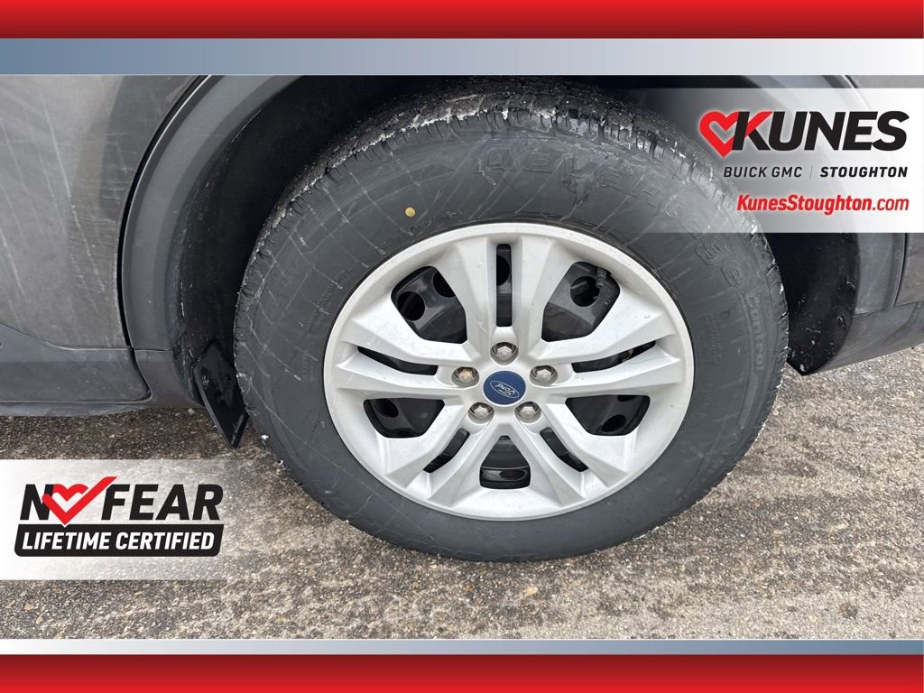 Used 2020 Ford Escape S image 17