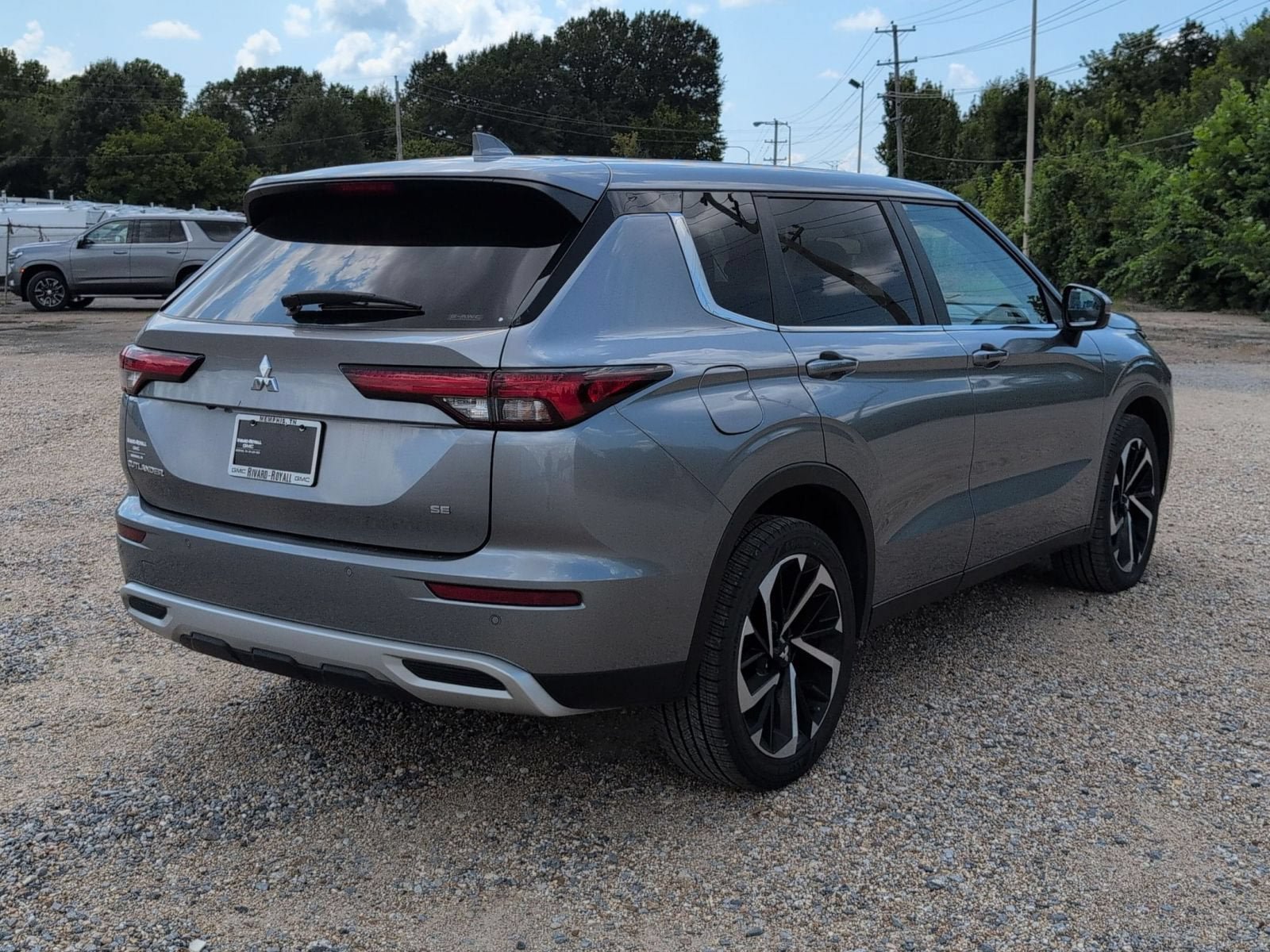 Used 2024 Mitsubishi Outlander SE AWD/4WD image 6