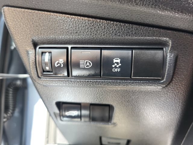Used 2026 Toyota Corolla Cross XLE w/ Convenience Package AWD/4WD image 22