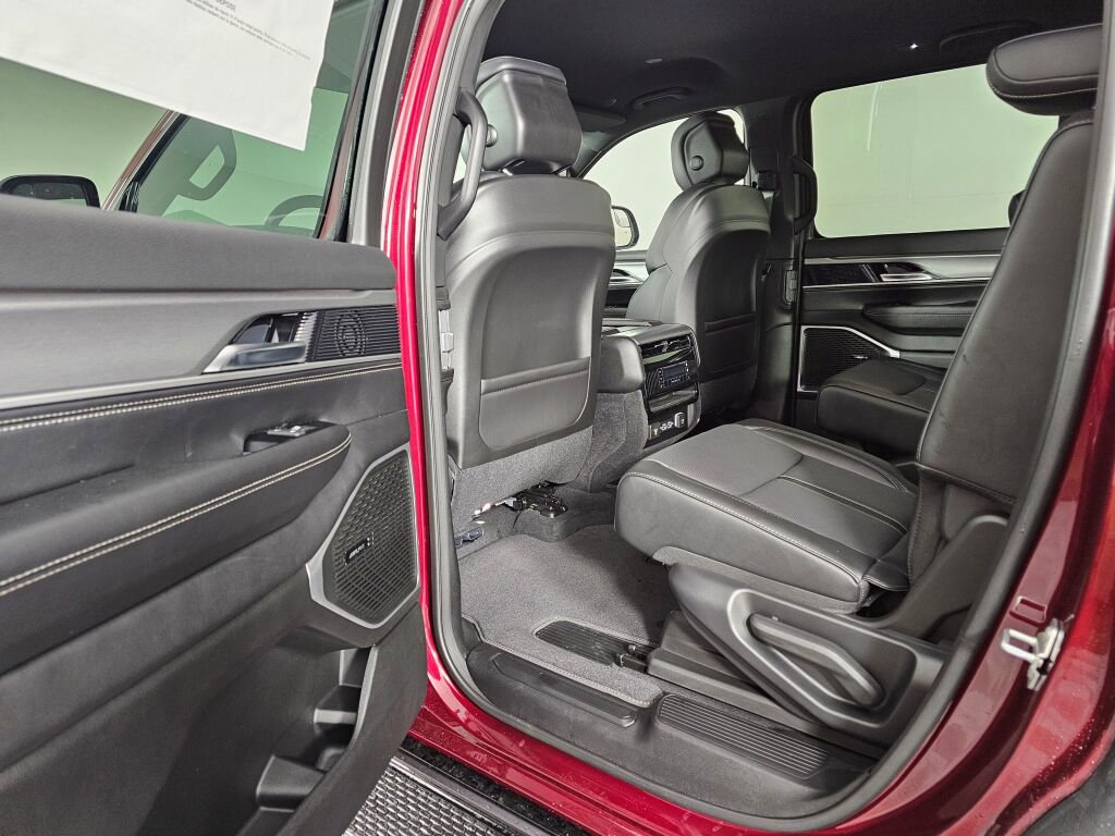 New 2026 Jeep Grand Wagoneer Limited image 34