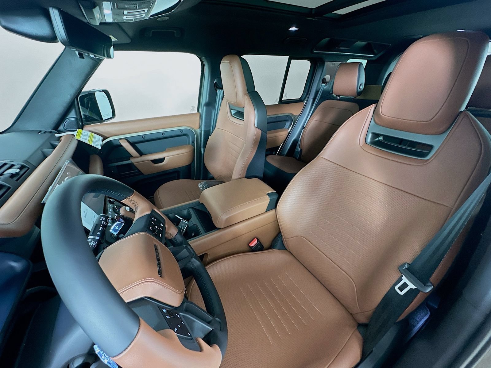 New 2026 Land Rover Defender 110 OCTA AWD/4WD image 34