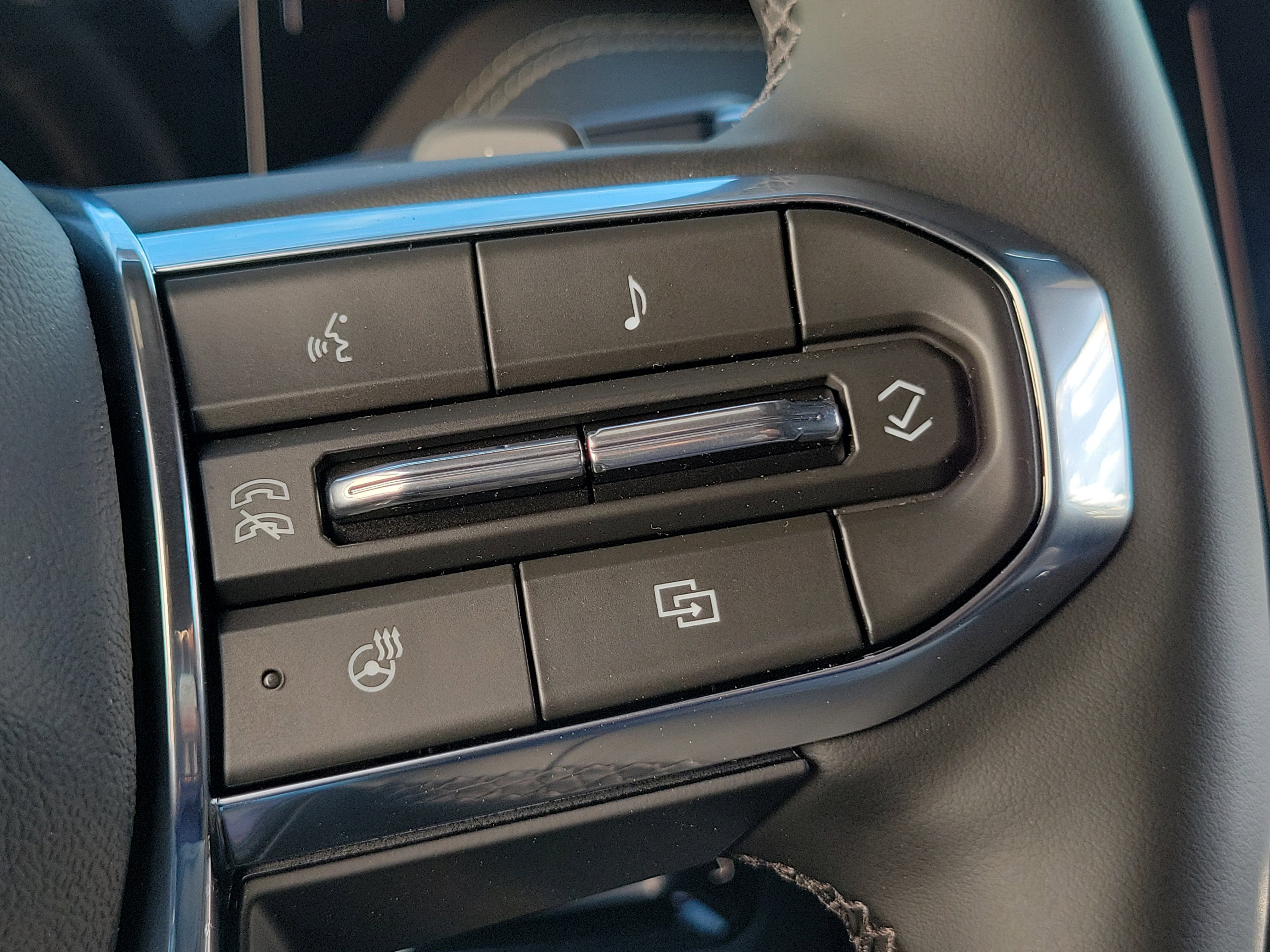 New 2026 GMC Yukon XL Elevation w/ Elevation Premium Package image 27