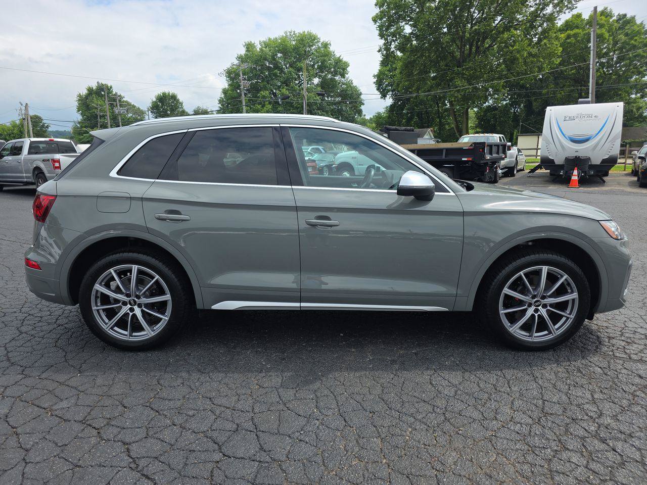 Used 2022 Audi SQ5 Premium Plus AWD/4WD image 21