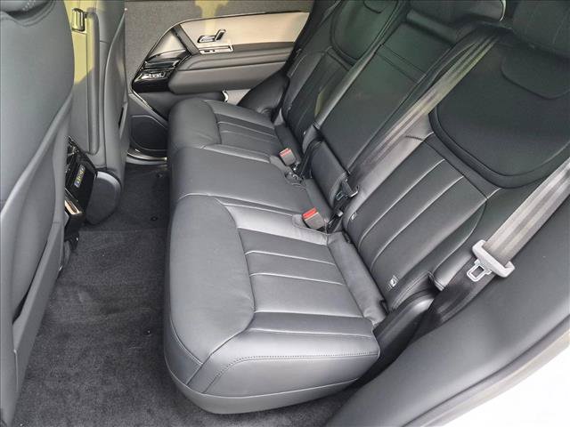 New 2027 Land Rover Range Rover Sport Dynamic SE AWD/4WD image 15