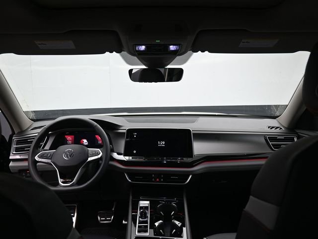 New 2026 Volkswagen Atlas Peak Edition image 10