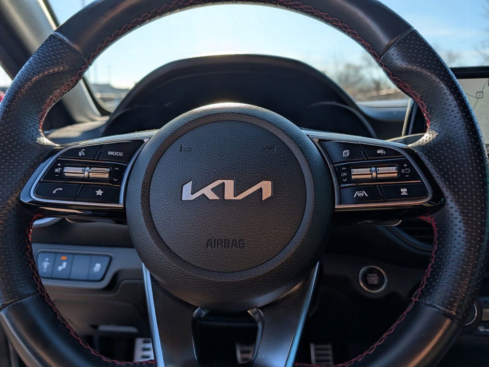 Used 2023 Kia Forte GT image 26