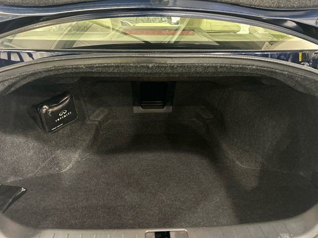 Used 2019 INFINITI Q70 Luxe w/ Proactive Package image 27