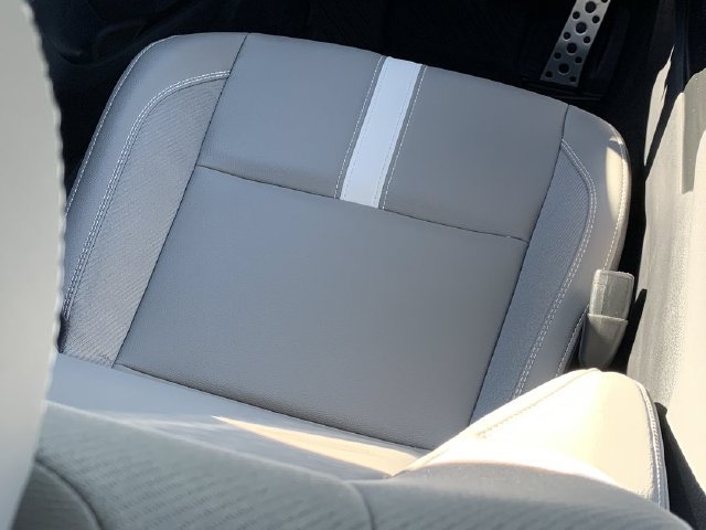 Used 2026 Toyota Camry SE FWD image 17