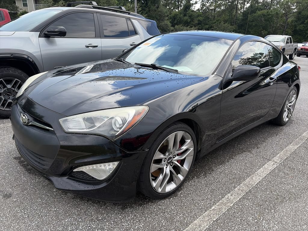 Used 2014 Hyundai Genesis 2.0T RWD image 4