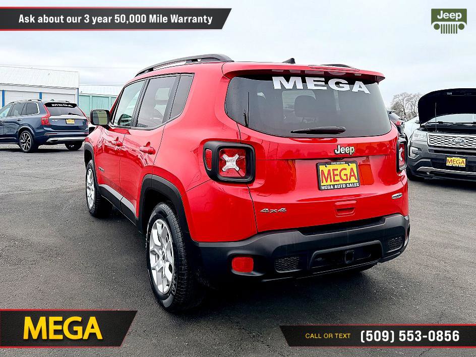 Used 2018 Jeep Renegade Latitude w/ Cold Weather Group image 9
