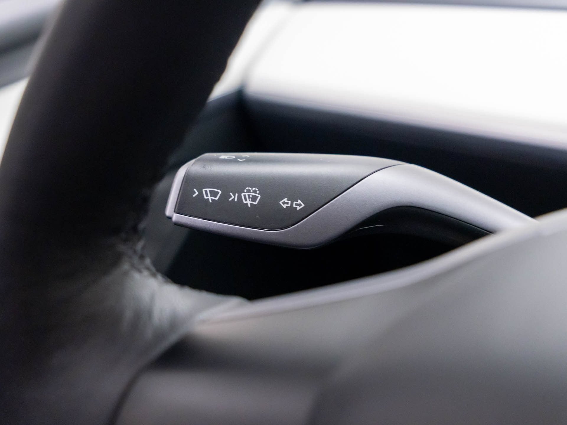 Used 2022 Tesla Model Y Performance AWD/4WD image 19