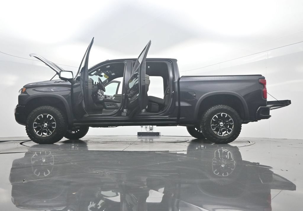 Used 2024 Chevrolet Silverado 1500 ZR2 w/ Technology Package AWD/4WD image 51