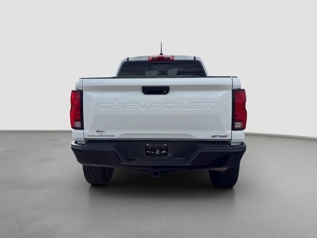 Used 2024 Chevrolet Colorado ZR2 w/ Safety Package AWD/4WD image 5