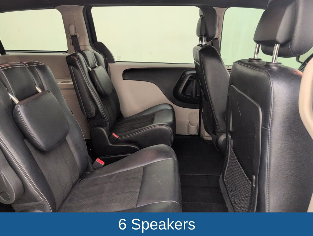 Used 2019 Dodge Grand Caravan SXT w/ Rear Park Assist Package image 16