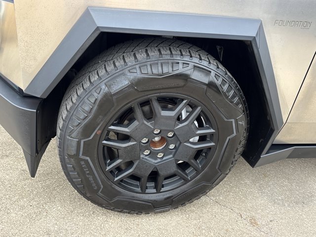 Used 2024 Tesla Cybertruck Cyberbeast image 13