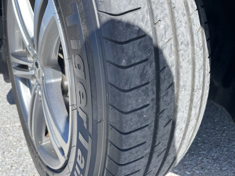 Used 2021 Mercedes-Benz GLC 300 image 21