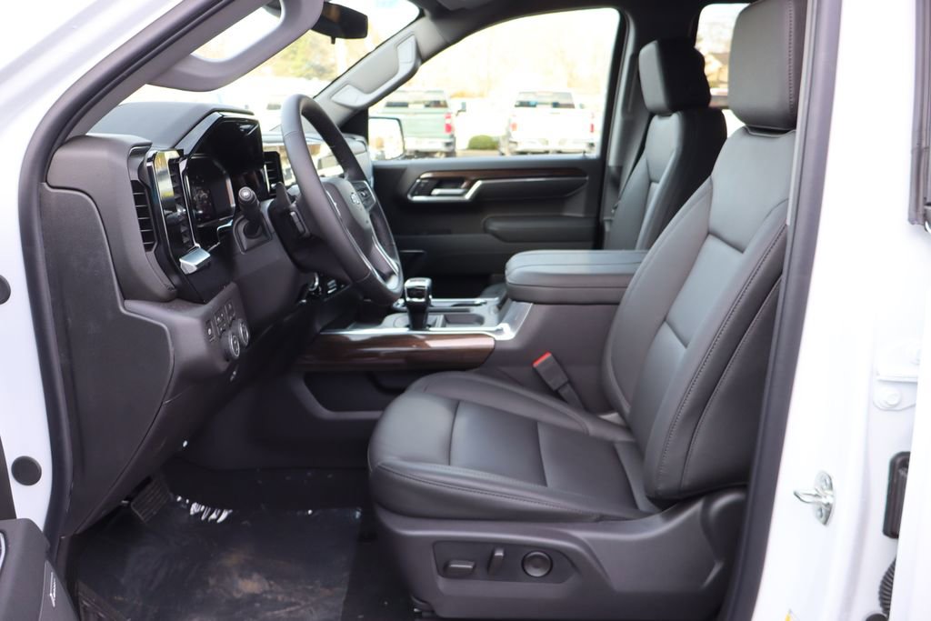 New 2026 Chevrolet Silverado 1500 LT Trail Boss w/ Convenience Package II image 5