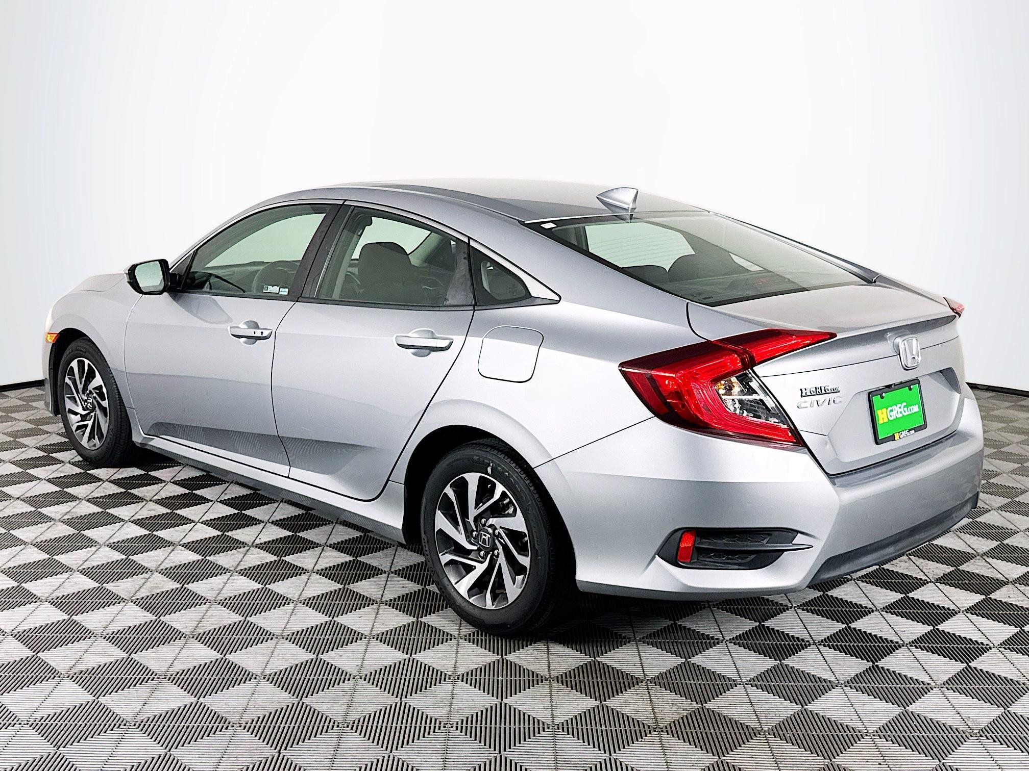 Used 2018 Honda Civic EX image 6