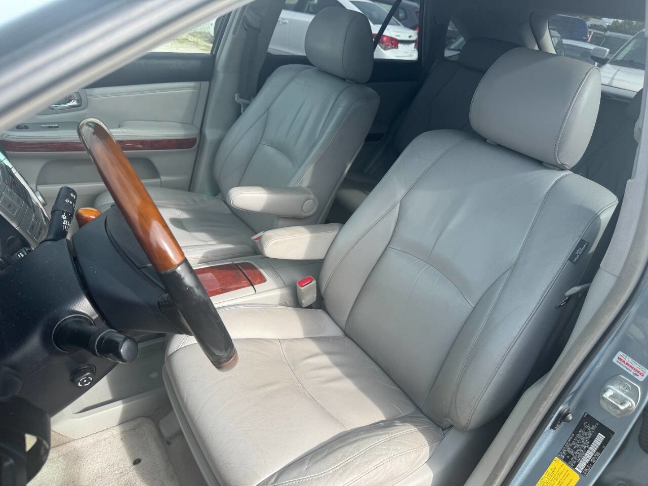 Used 2005 Lexus RX 330 AWD image 18