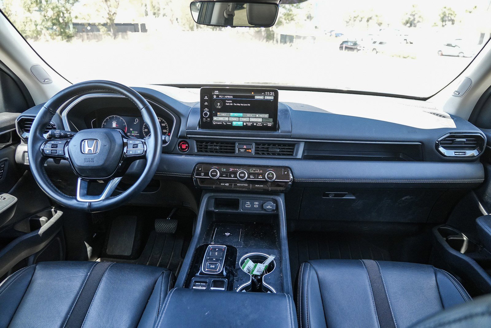 Certified 2024 Honda Pilot Touring image 13