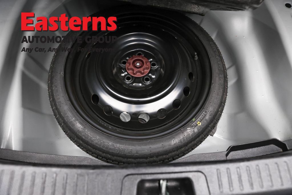 Used 2022 Toyota Corolla LE FWD image 22