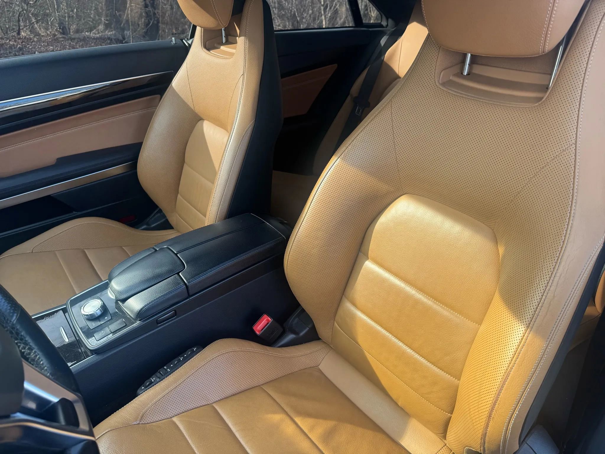 Used 2014 Mercedes-Benz E 350 4MATIC Coupe image 15