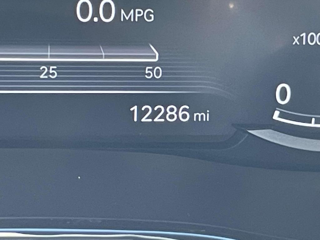 Certified 2024 Genesis GV70 3.5T Sport w/ Sport Advanced Package image 27