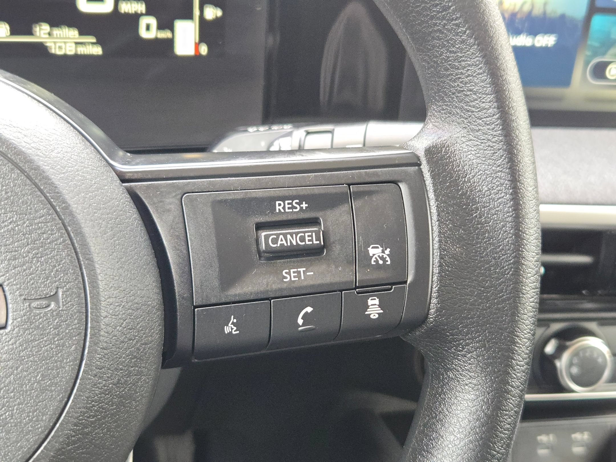 Certified 2025 Nissan Kicks SV FWD image 20