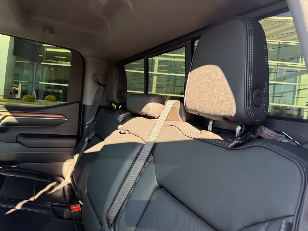 Used 2024 GMC Sierra 1500 Denali w/ Denali Reserve Package image 13