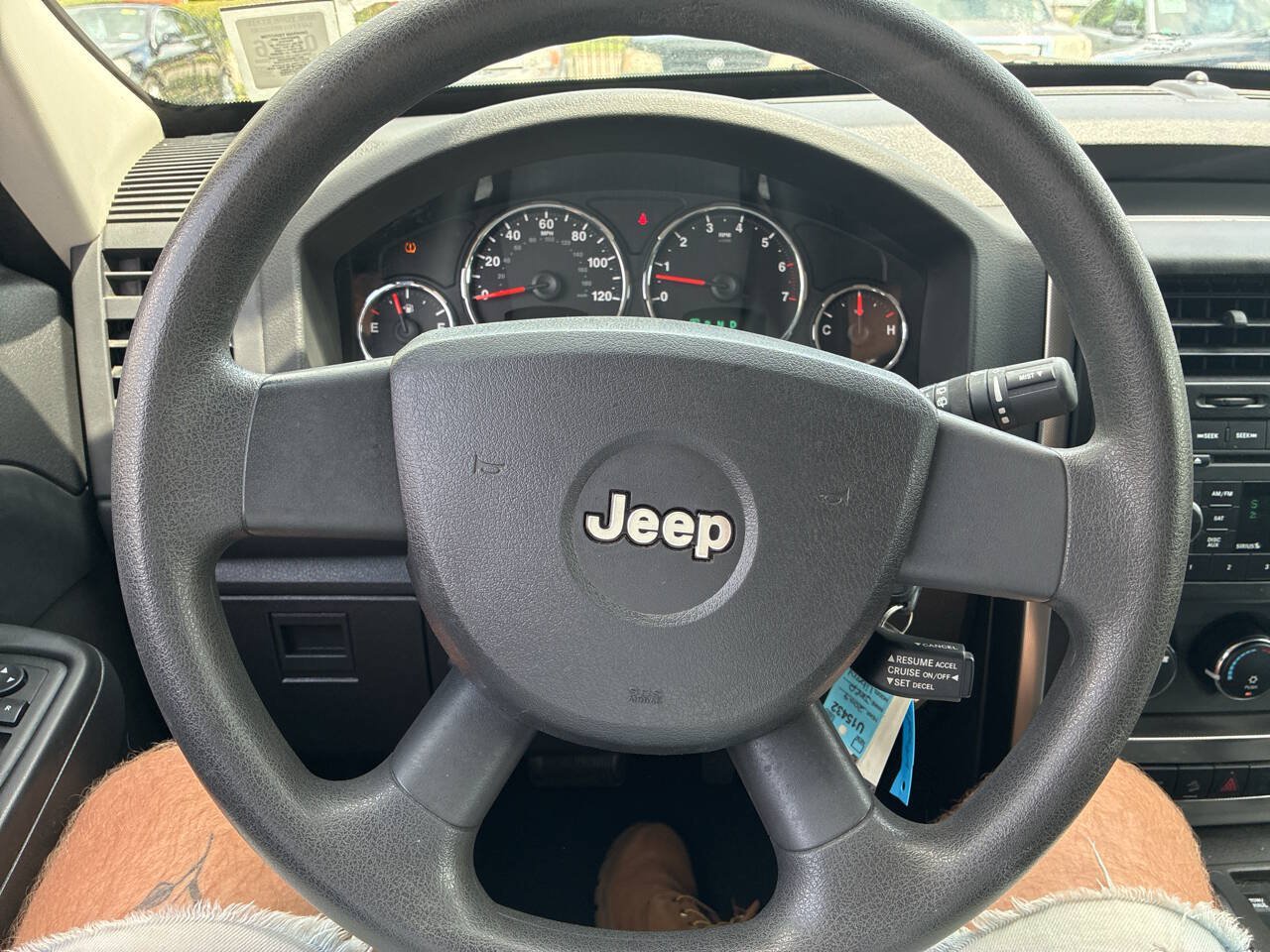 Used 2009 Jeep Liberty Sport w/ Popular Equipment Group AWD/4WD image 9