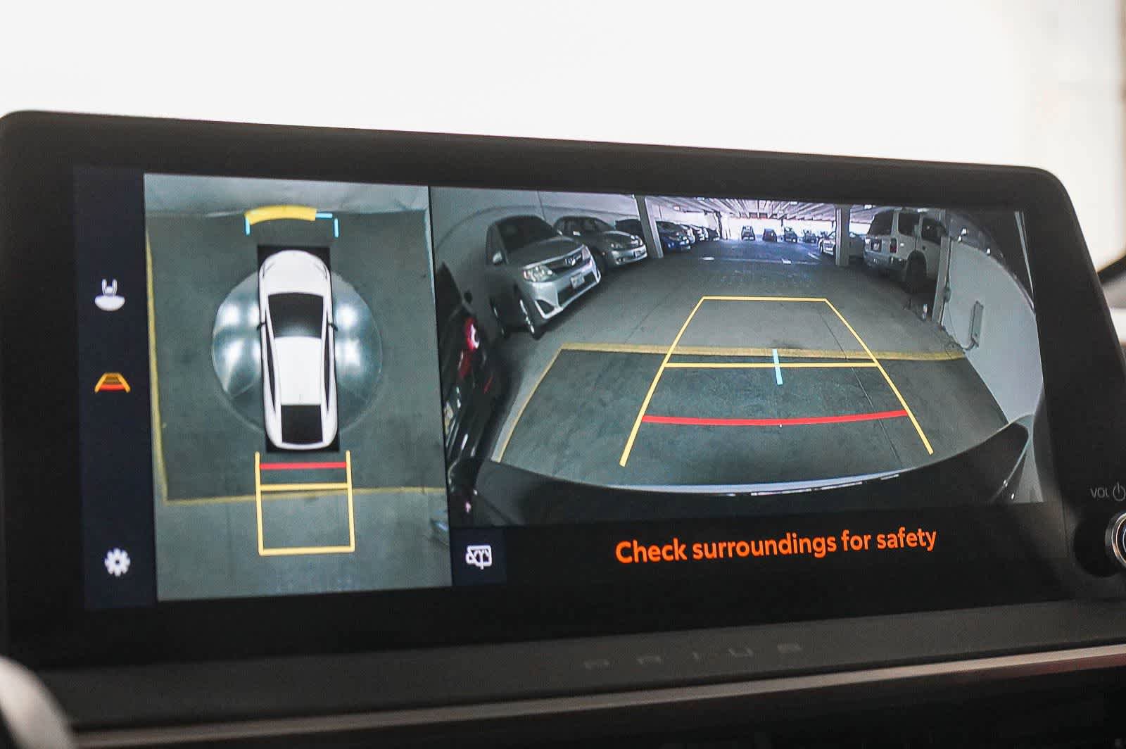 Used 2024 Toyota Prius Prime Premium w/ Advanced Technology Package image 26