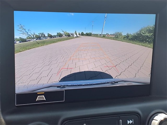 Used 2024 GMC Terrain SLT image 9