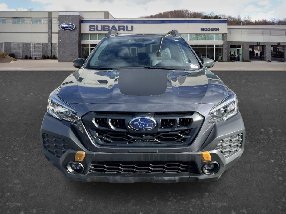 Used 2025 Subaru Outback Wilderness AWD/4WD image 2