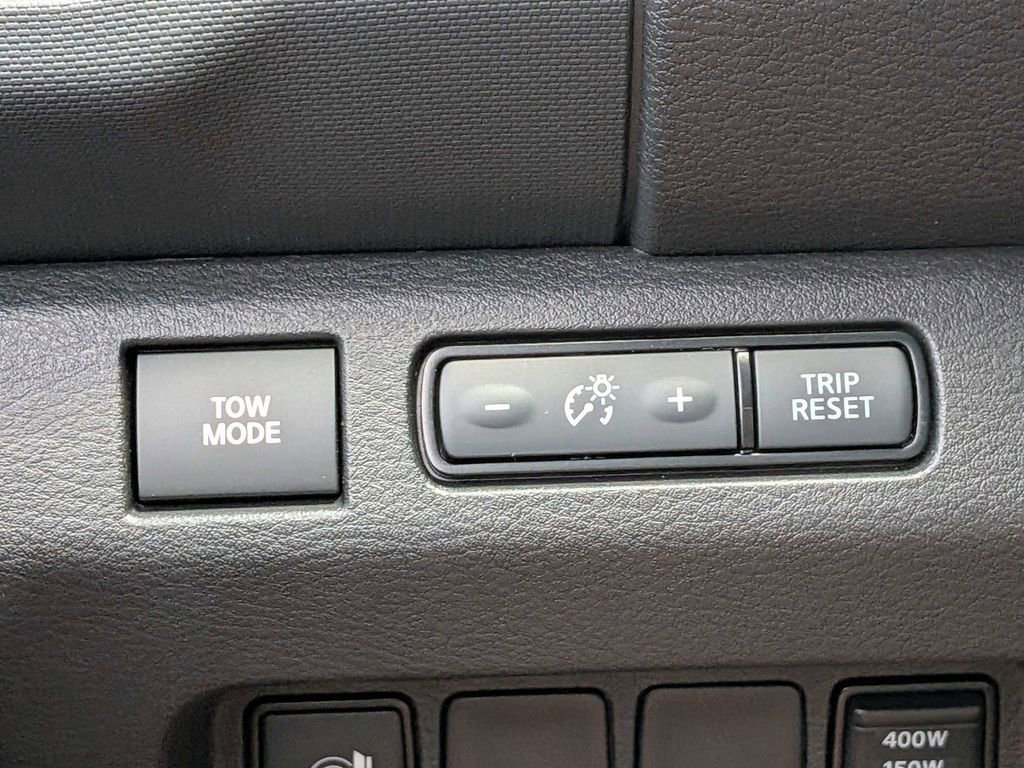 Used 2024 Nissan Frontier SL w/ Technology Package image 25