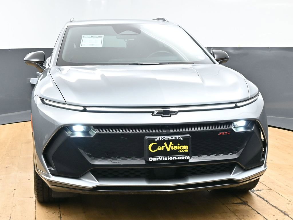 Used 2024 Chevrolet Equinox EV RS FWD image 4