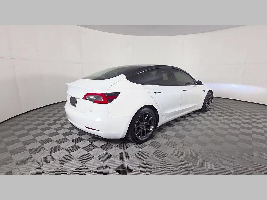 Used 2020 Tesla Model 3 Standard Range Plus RWD image 40
