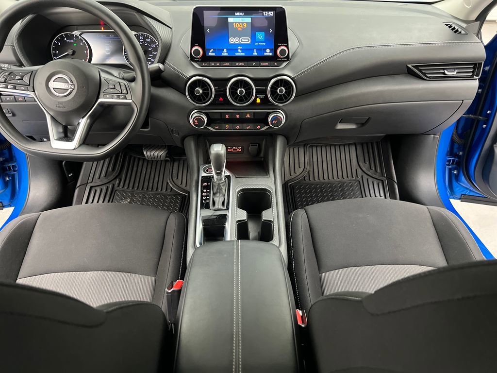Used 2025 Nissan Sentra SV FWD image 33
