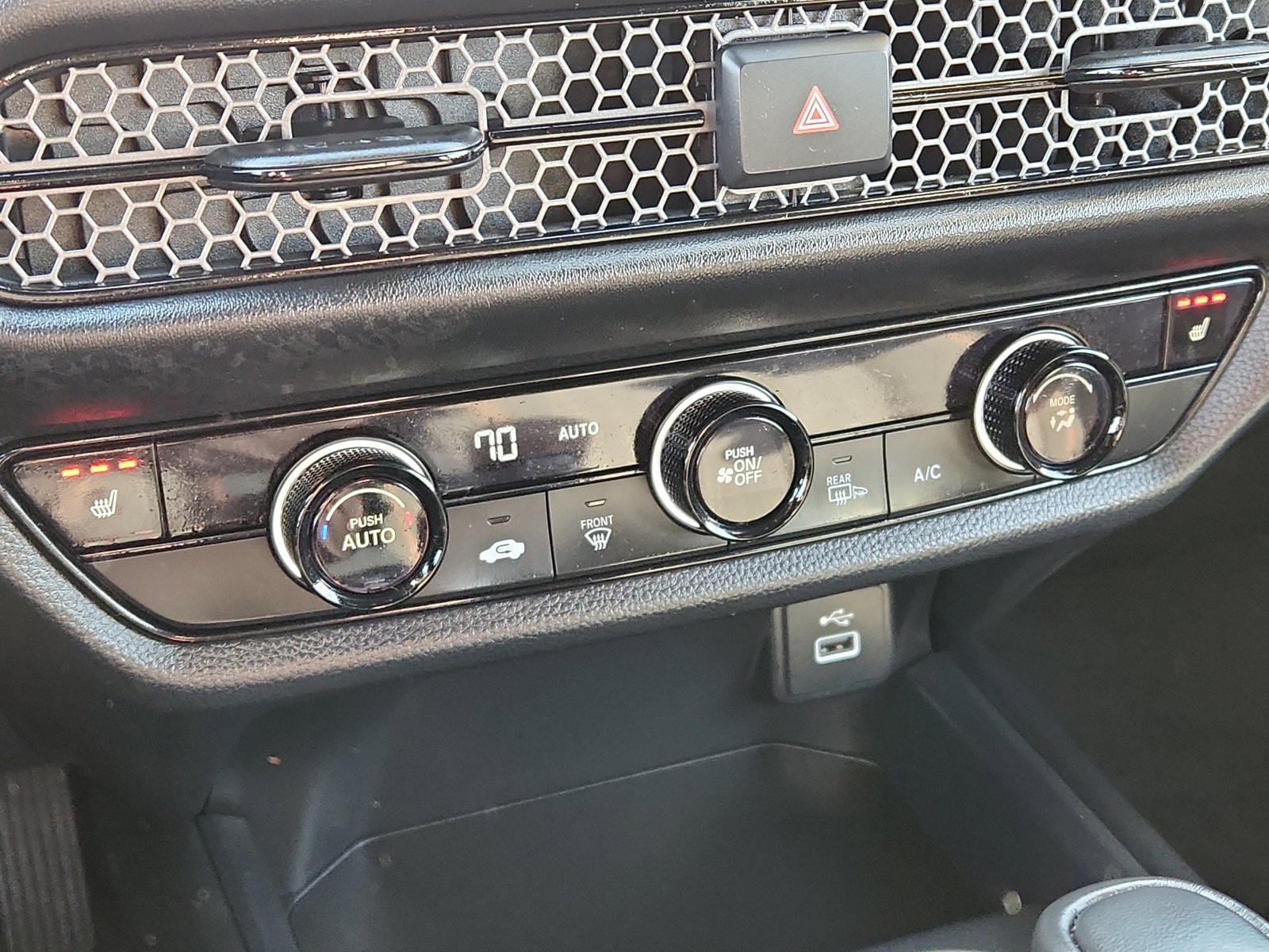 Used 2024 Honda HR-V Sport image 15