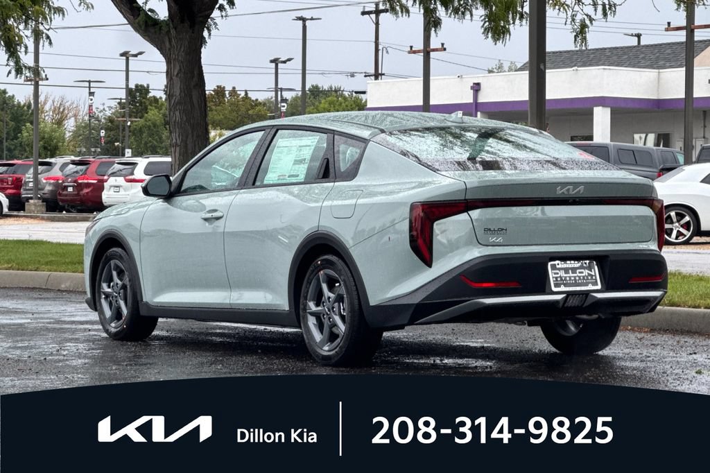 New 2026 Kia K4 FWD image 9