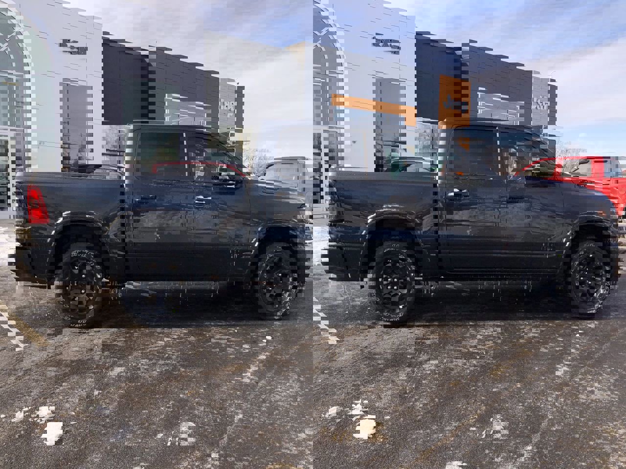 New 2026 RAM 1500 4x4 Crew Cab image 6