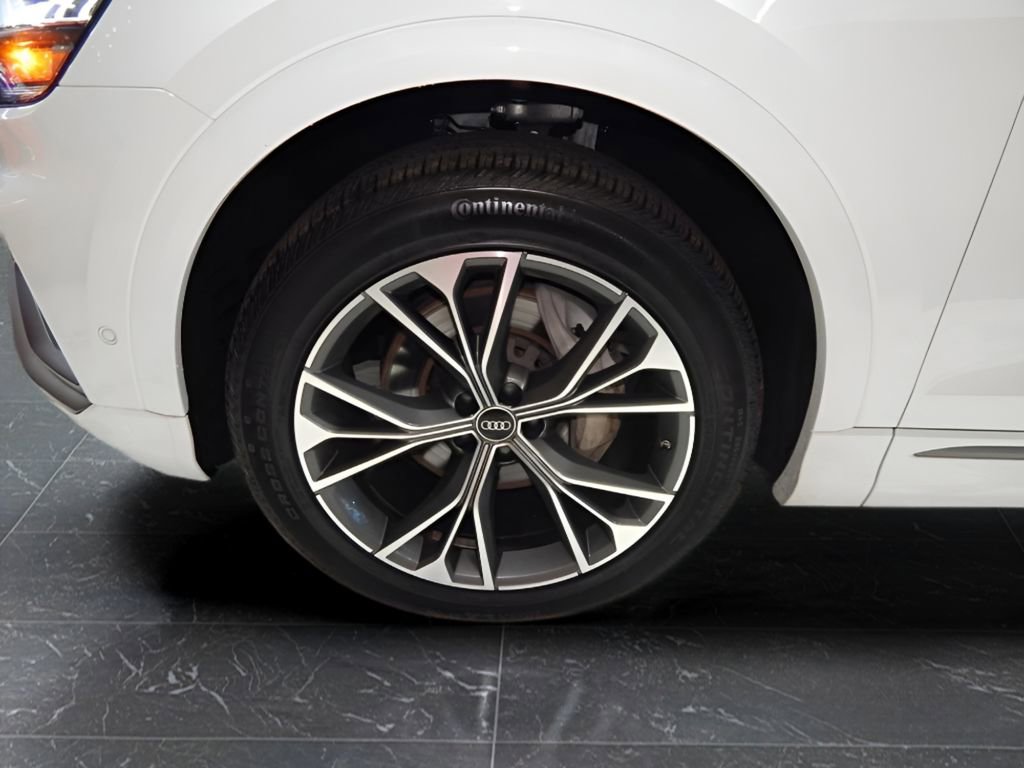 Used 2023 Audi Q8 Premium Plus image 11