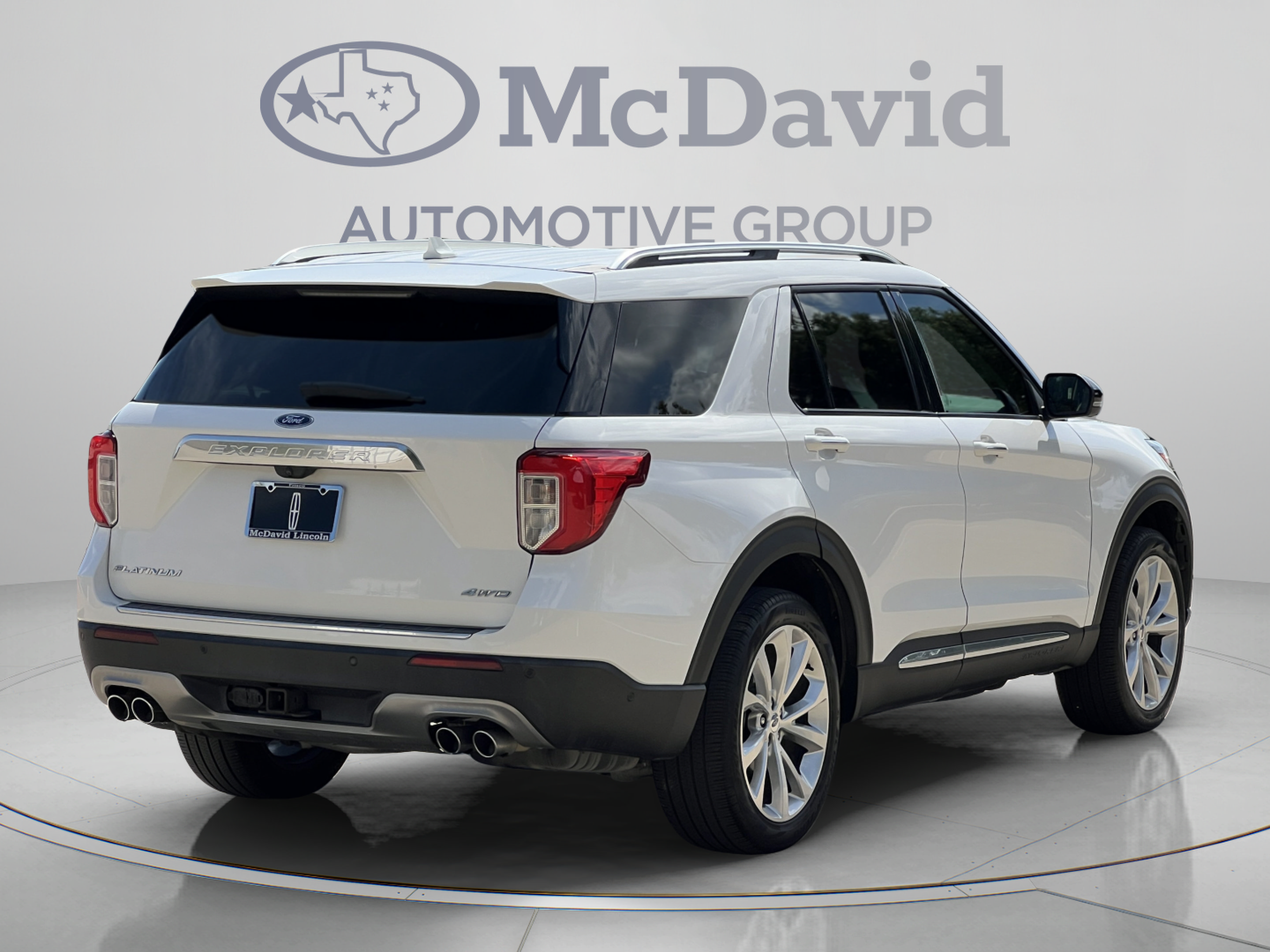 Used 2021 Ford Explorer Platinum w/ Equipment Group 601A AWD/4WD image 7