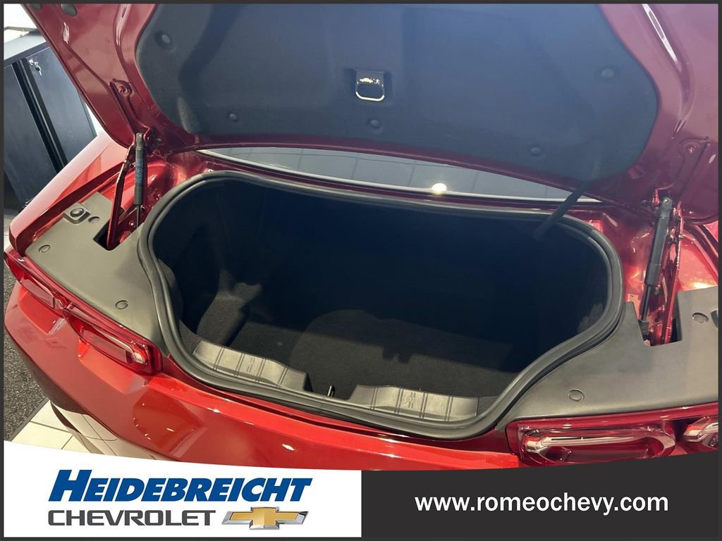 Used 2022 Chevrolet Camaro LT w/ Technology Package RWD image 14