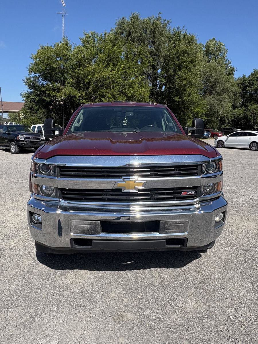 Used 2015 Chevrolet Silverado 2500 LT w/ Z71 Package, Off-Road AWD/4WD image 3